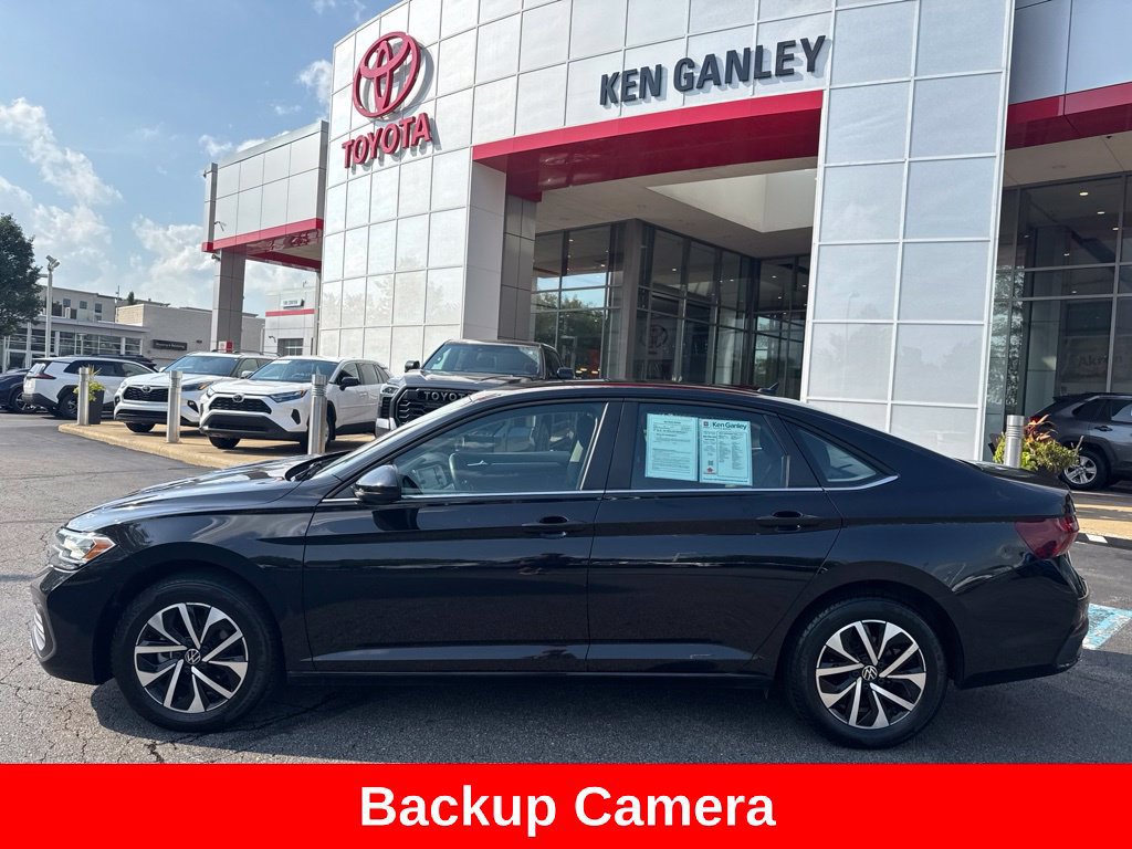Used 2024 Volkswagen Jetta S FWD image 3