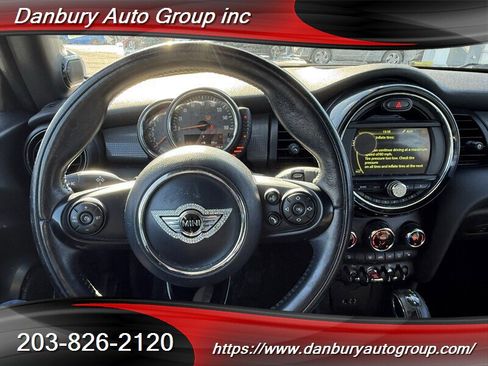 Used 2017 MINI Cooper Convertible image 10