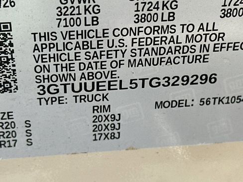 New 2026 GMC Sierra 1500 AT4 AWD/4WD image 34