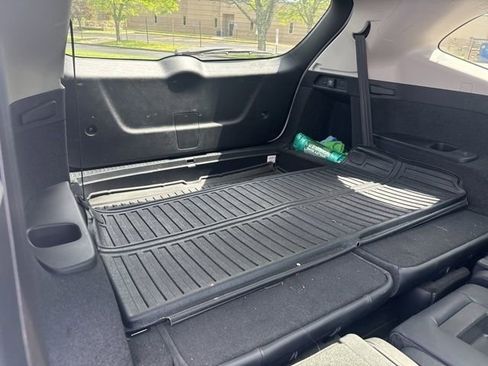 Used 2024 Acura MDX SH-AWD w/ Technology Package image 12