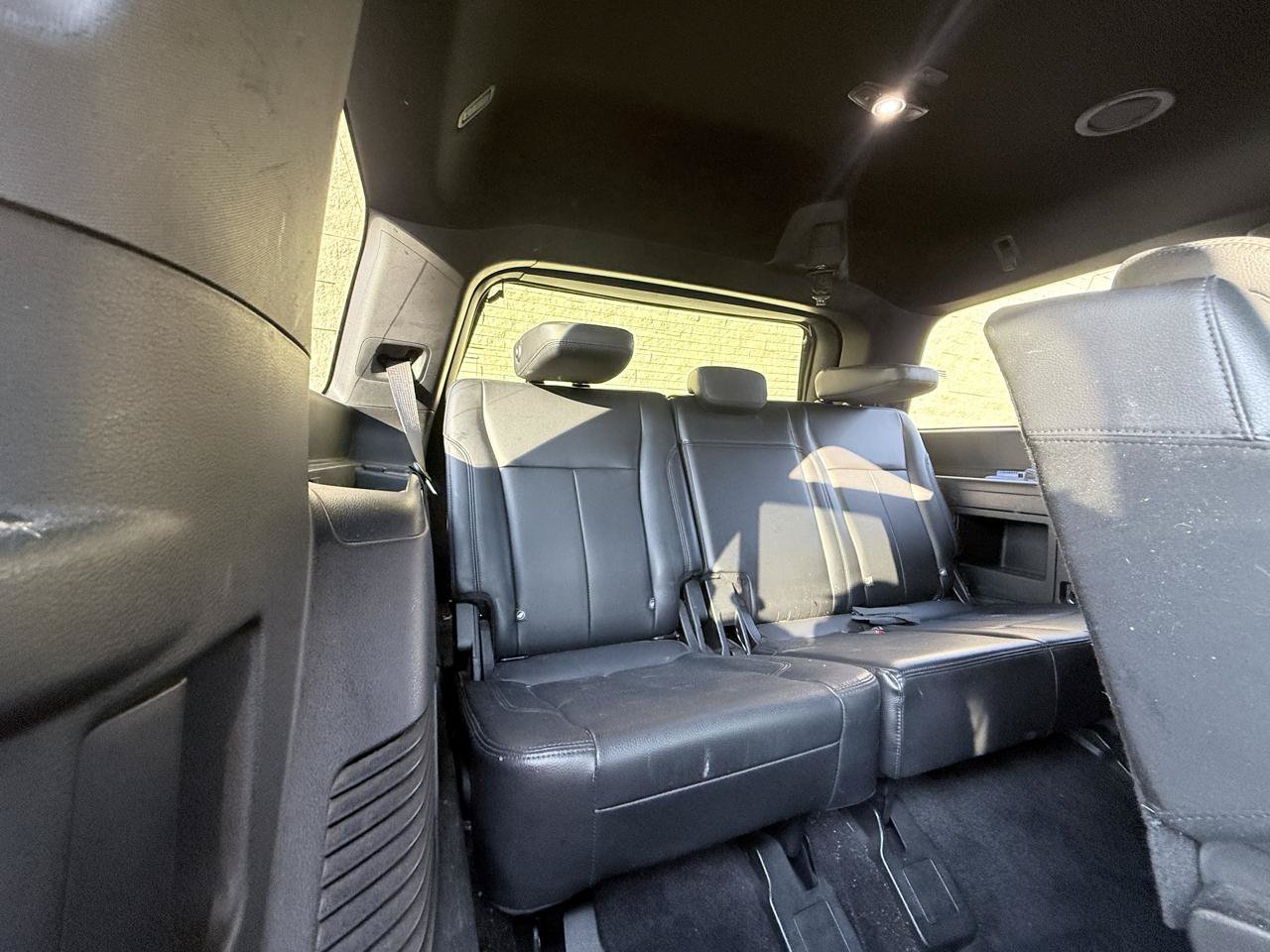 Used 2019 Ford Expedition XLT w/ Equipment Group 202A RWD image 13