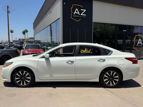 Used 2018 Nissan Altima 2.5 SV FWD image 9