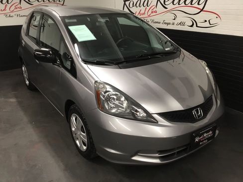 Used 2010 Honda Fit image 2