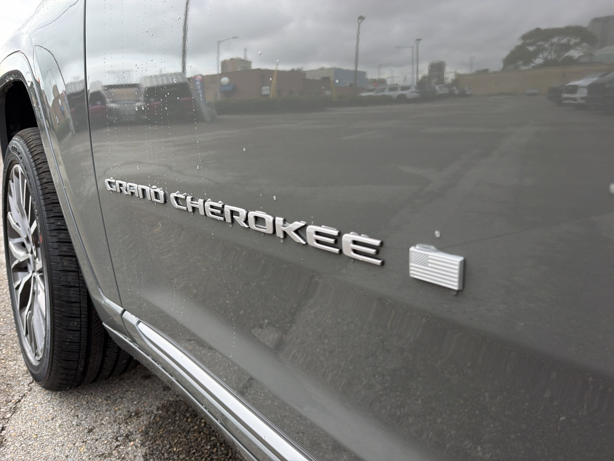 New 2027 Jeep Grand Cherokee Summit AWD/4WD image 11
