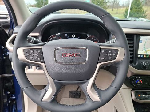 Used 2023 GMC Acadia Denali w/ Denali Technology Package image 20