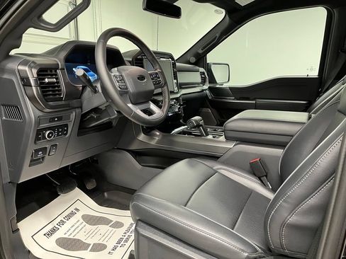 Used 2025 Ford F150 Lariat AWD/4WD image 20