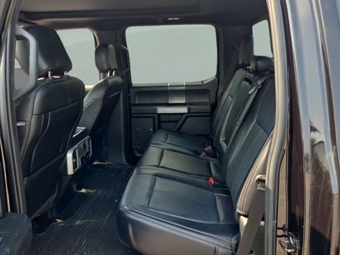 Used 2019 Ford F150 Lariat AWD/4WD image 10
