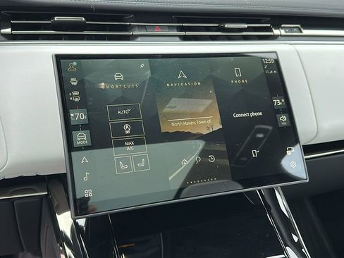 Used 2025 Land Rover Range Rover Sport Dynamic SE image 16