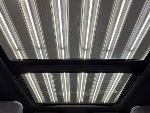 Used 2025 Ford F150 Lariat image 41