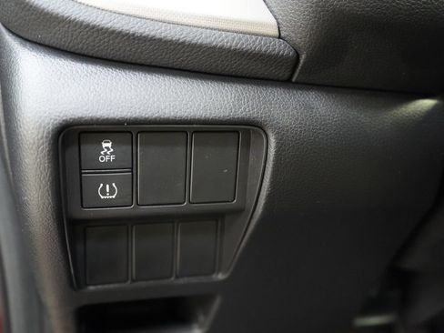 Used 2018 Honda CR-V LX image 30