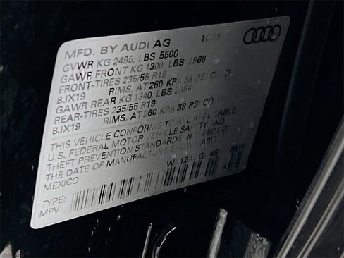 New 2025 Audi Q5 Premium Plus image 30