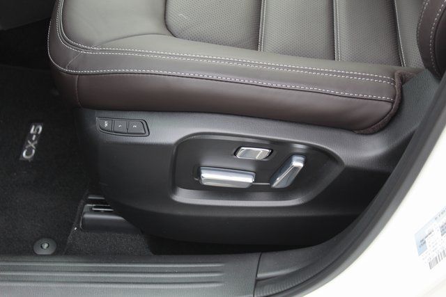 Certified 2025 MAZDA CX-5 Signature AWD/4WD image 13