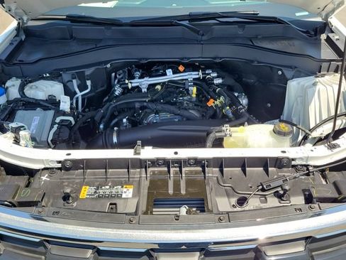 Used 2026 Ford Explorer Active w/ Active Comfort Package RWD image 24