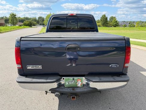 Used 2006 Ford F250 Lariat AWD/4WD image 6