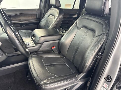 Used 2021 Ford Expedition Max Limited image 13