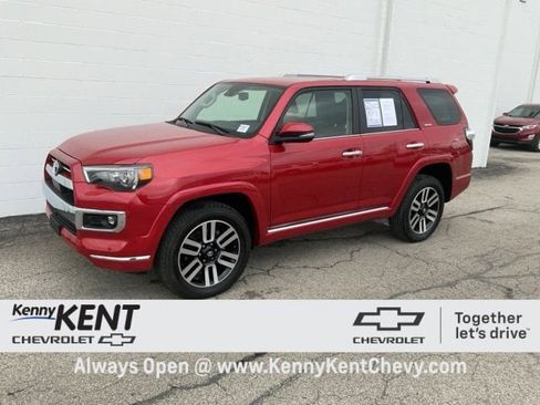 Used 2023 Toyota 4Runner Limited image 33