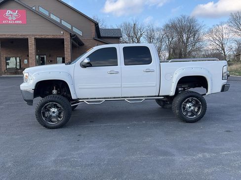 Used 2013 GMC Sierra 1500 SLE w/ Power Tech Package image 2