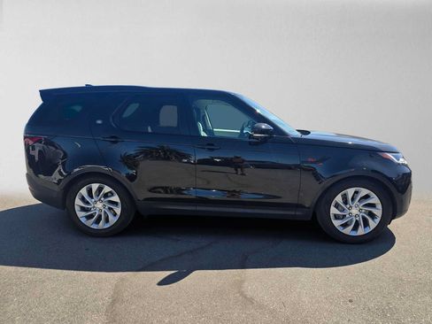 Used 2025 Land Rover Discovery S AWD/4WD image 6
