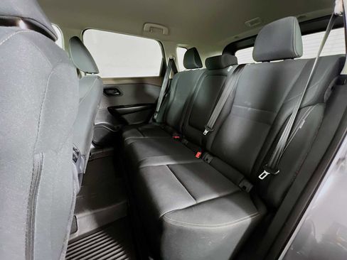 Used 2023 Nissan Rogue S image 23