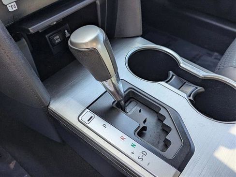 Used 2012 Toyota Camry SE image 11