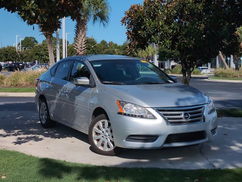 Used 2015 Nissan Sentra S FWD image 2