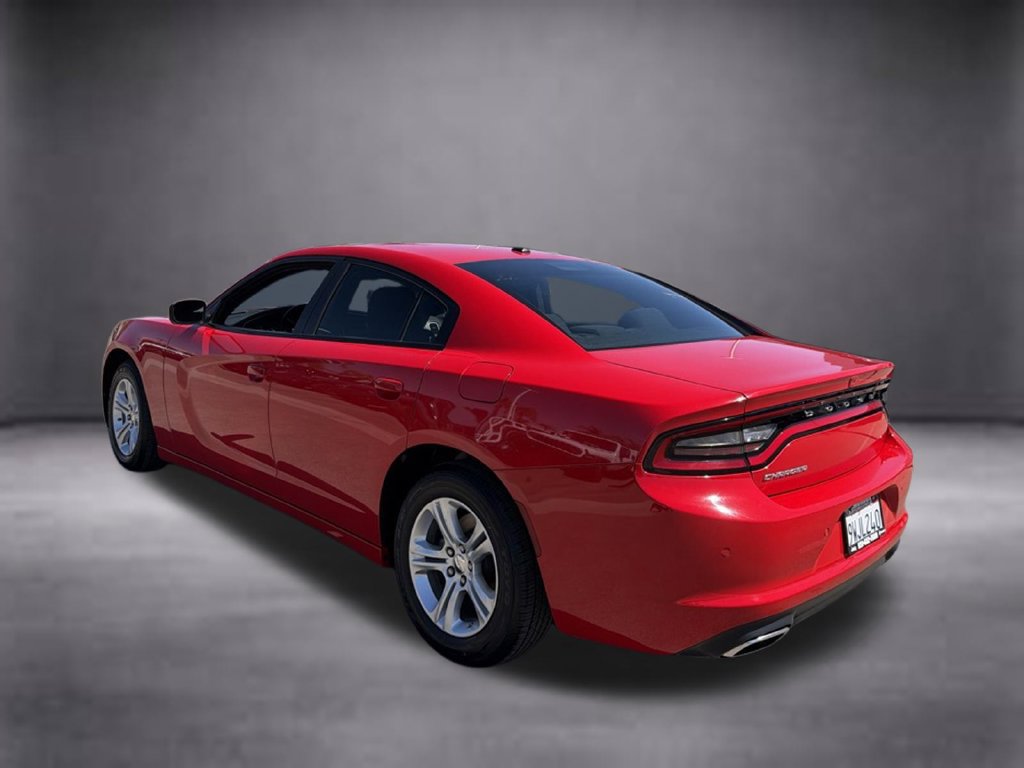 Used 2022 Dodge Charger SXT RWD image 9