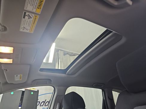 Used 2017 Honda CR-V EX image 33