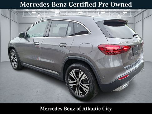 Used 2025 Mercedes-Benz GLA 250 4MATIC image 4
