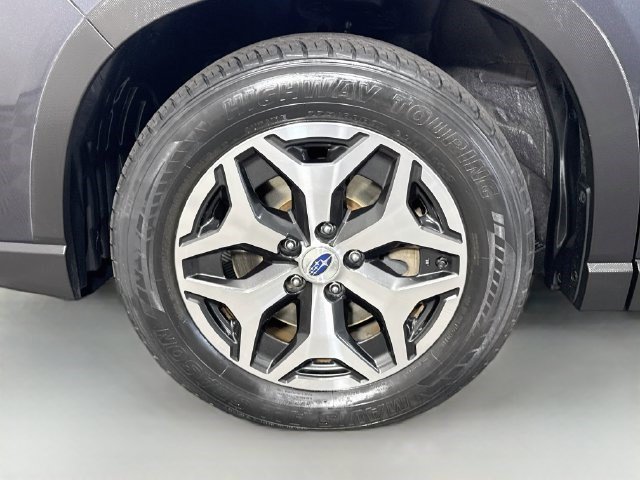 Used 2019 Subaru Forester Premium AWD/4WD image 37