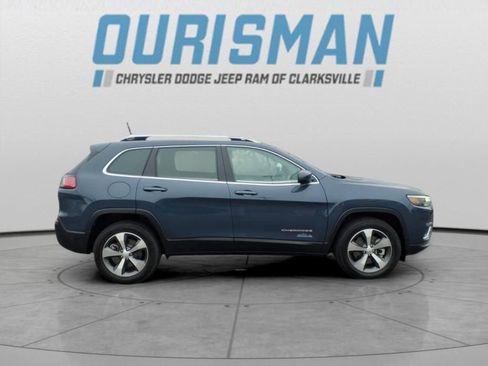 Used 2021 Jeep Cherokee Limited w/ Elite Package image 2