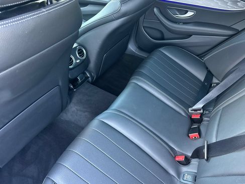 Used 2021 Mercedes-Benz E 350 Sedan w/ Premium Package image 4