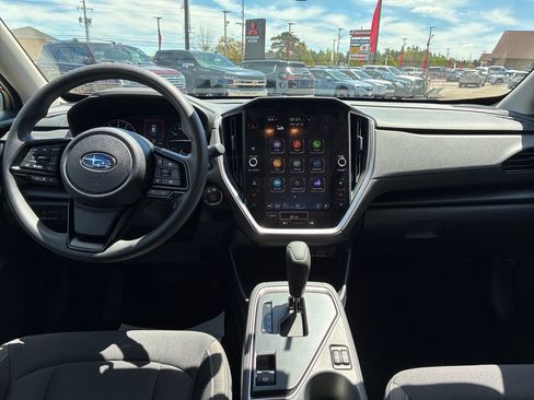 Used 2025 Subaru Crosstrek 2.0i Premium AWD/4WD image 18