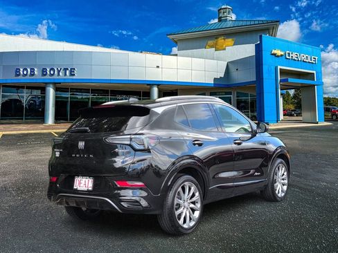 Used 2024 Buick Encore GX Avenir w/ Avenir Convenience Package FWD image 3