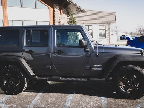 Used 2016 Jeep Wrangler Unlimited Sport w/ Quick Order Package 24S image 20