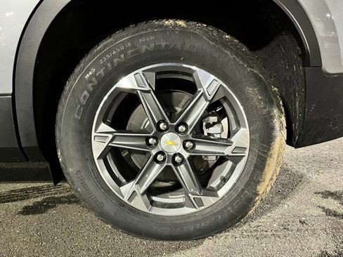 Used 2025 Chevrolet Blazer LT image 10