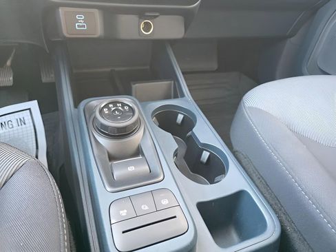 Used 2022 Ford Maverick XL image 24