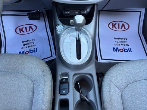 Used 2017 Kia Soul EV image 14