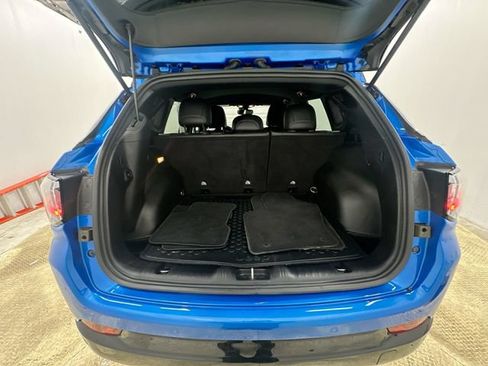 Used 2025 Jeep Compass Limited w/ Elite Group AWD/4WD image 21