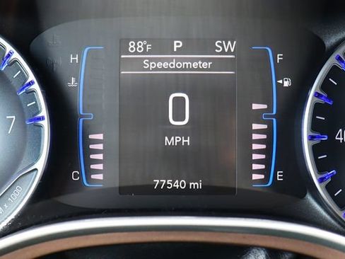Used 2022 Chrysler Voyager LX FWD image 45