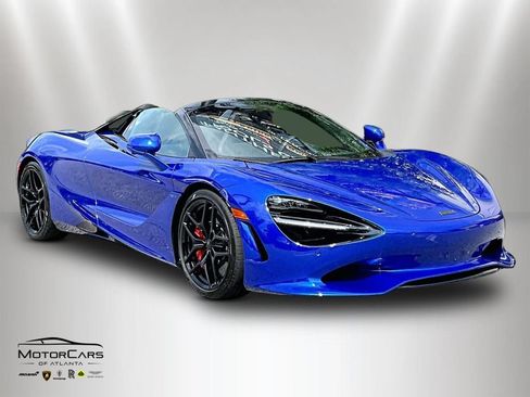 Used 2026 McLaren 750S Spider RWD image 2