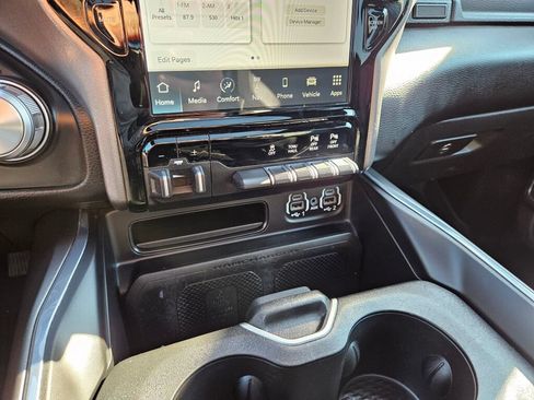 Used 2023 RAM 1500 Laramie AWD/4WD image 24