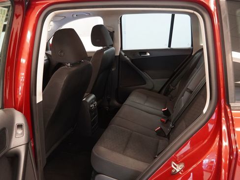 Used 2014 Volkswagen Tiguan S AWD/4WD image 19