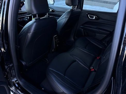 New 2026 Jeep Compass Limited image 19