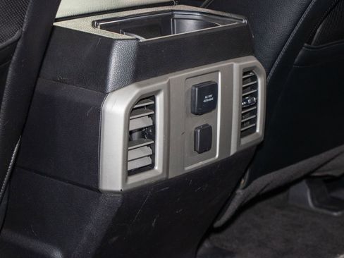 Used 2015 Ford F150 Lariat image 20