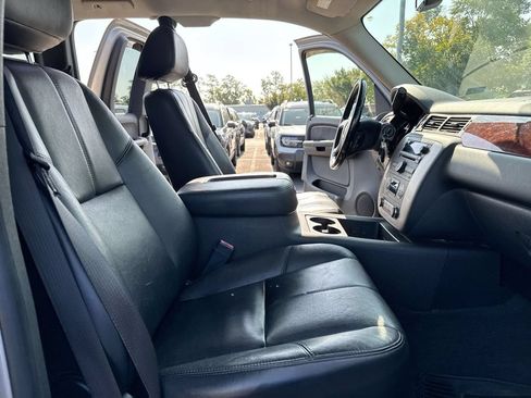Used 2009 GMC Sierra 2500 SLT w/ SLT Convenience Package AWD/4WD image 20