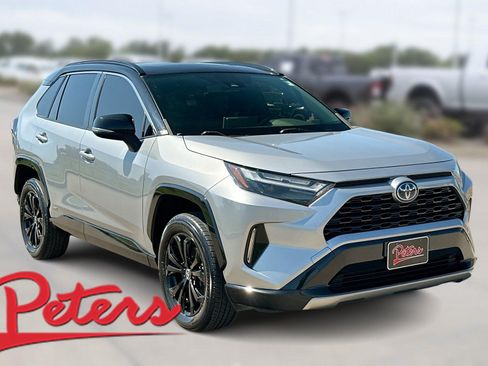 Used 2022 Toyota RAV4 XSE AWD/4WD image 1