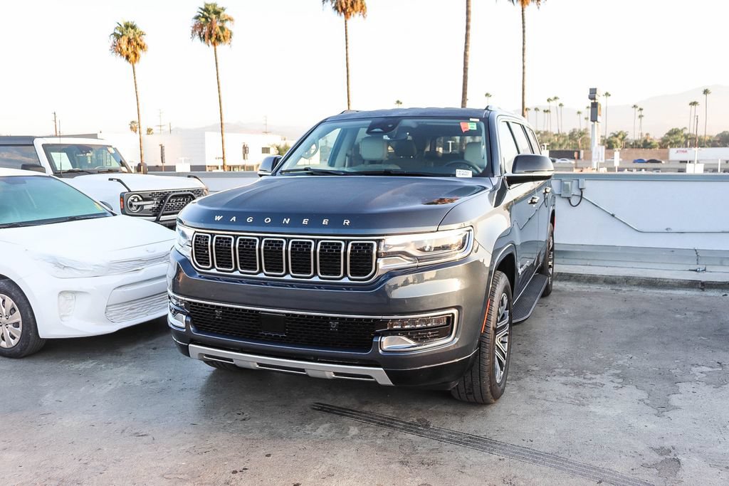 Used 2024 Jeep Wagoneer Series II AWD/4WD image 4