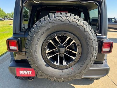 New 2026 Jeep Wrangler Unlimited Sport AWD/4WD image 33
