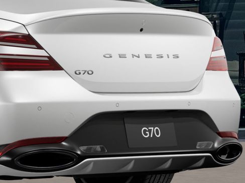 New 2026 Genesis G70 2.5T Prestige image 15