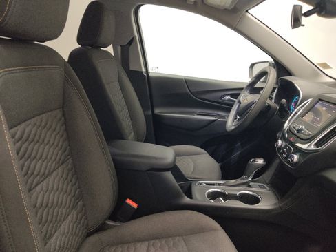 Used 2021 Chevrolet Equinox LT AWD/4WD image 21